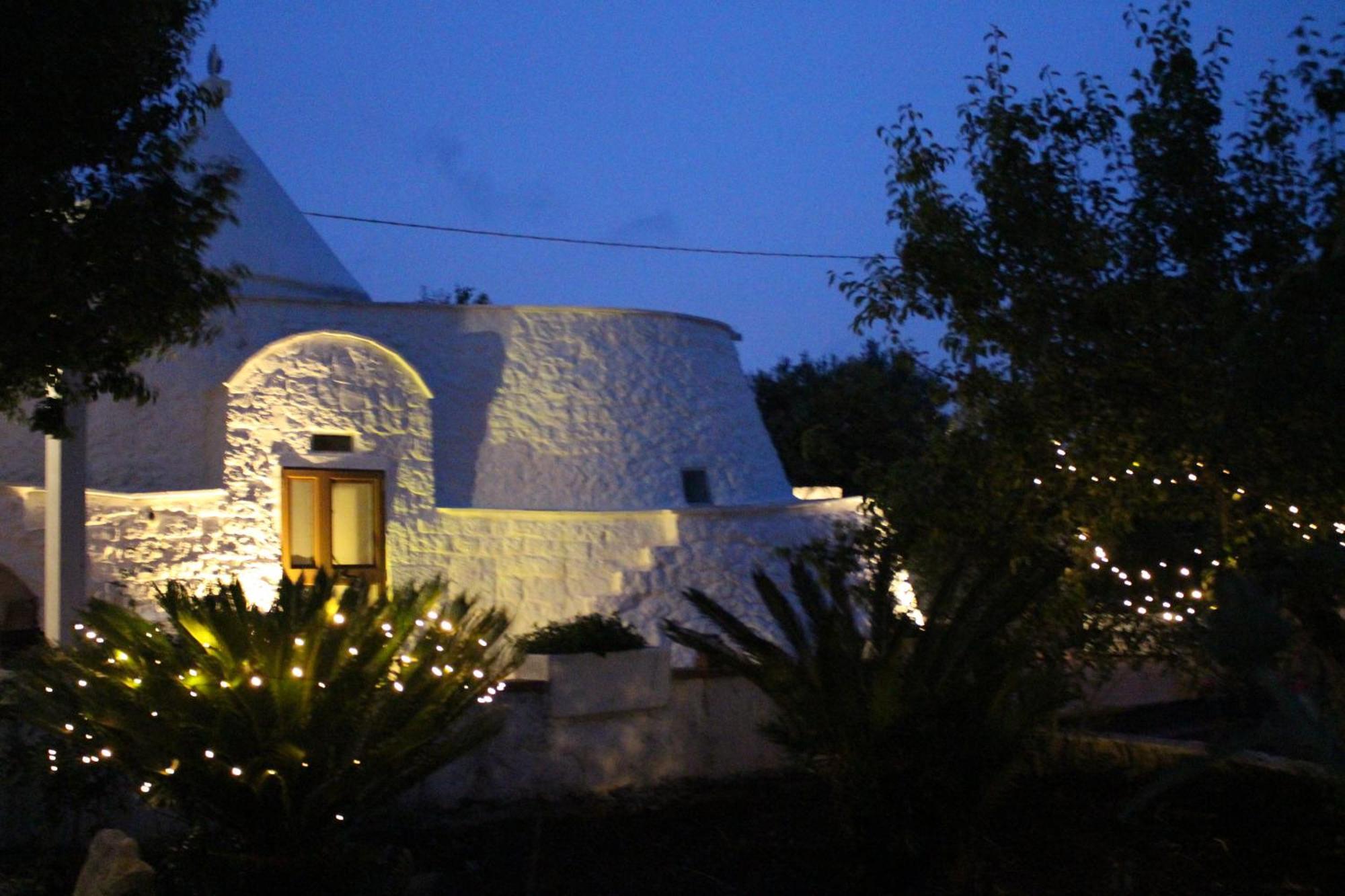 Trullo Il Melograno Pensionat Ostuni Eksteriør billede